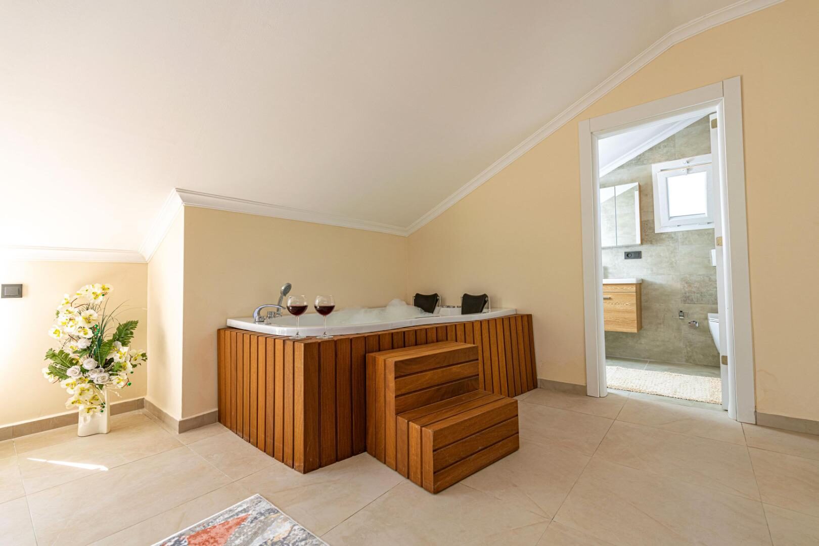 Villa Cappucino — 22