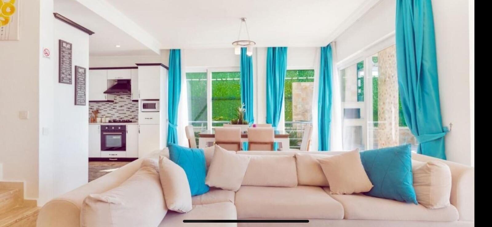 Villa Almira — 18
