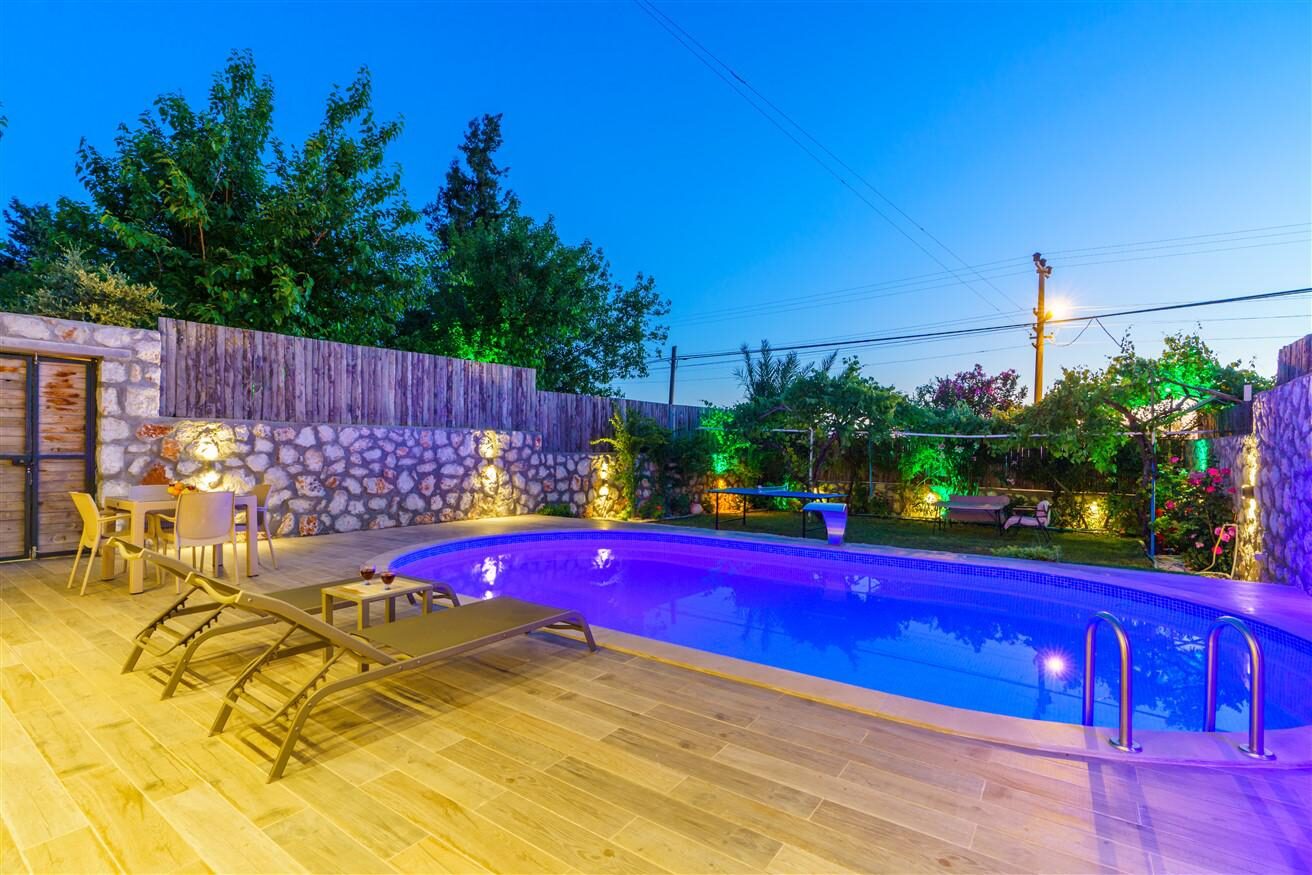 Villa Yek — 6