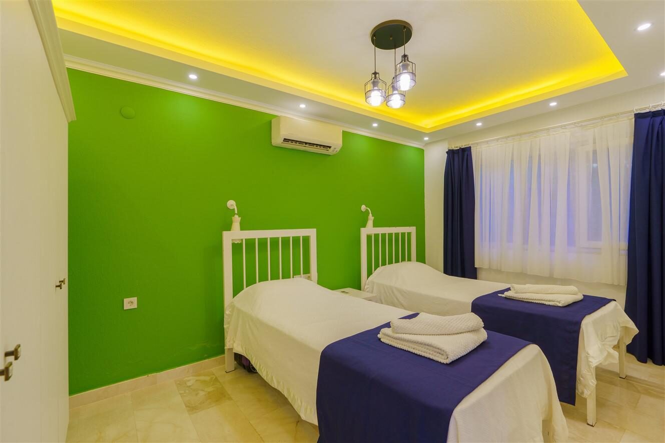Villa Sydney — 67