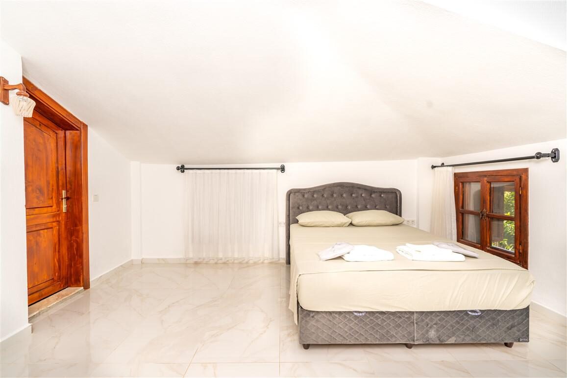 Villa Şah Bezirgan — 34
