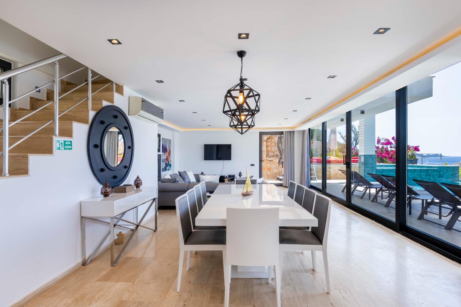 Villa Lumineux — 56