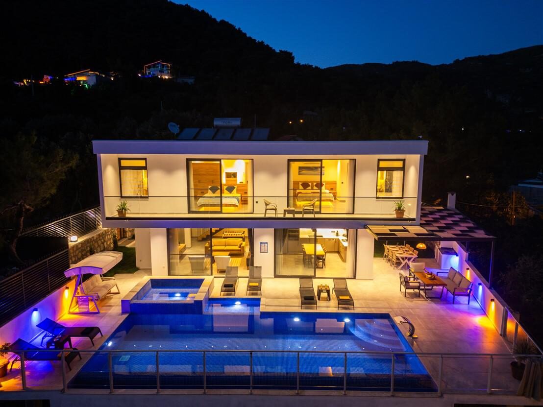 Villa Dolce Deluxe — 111