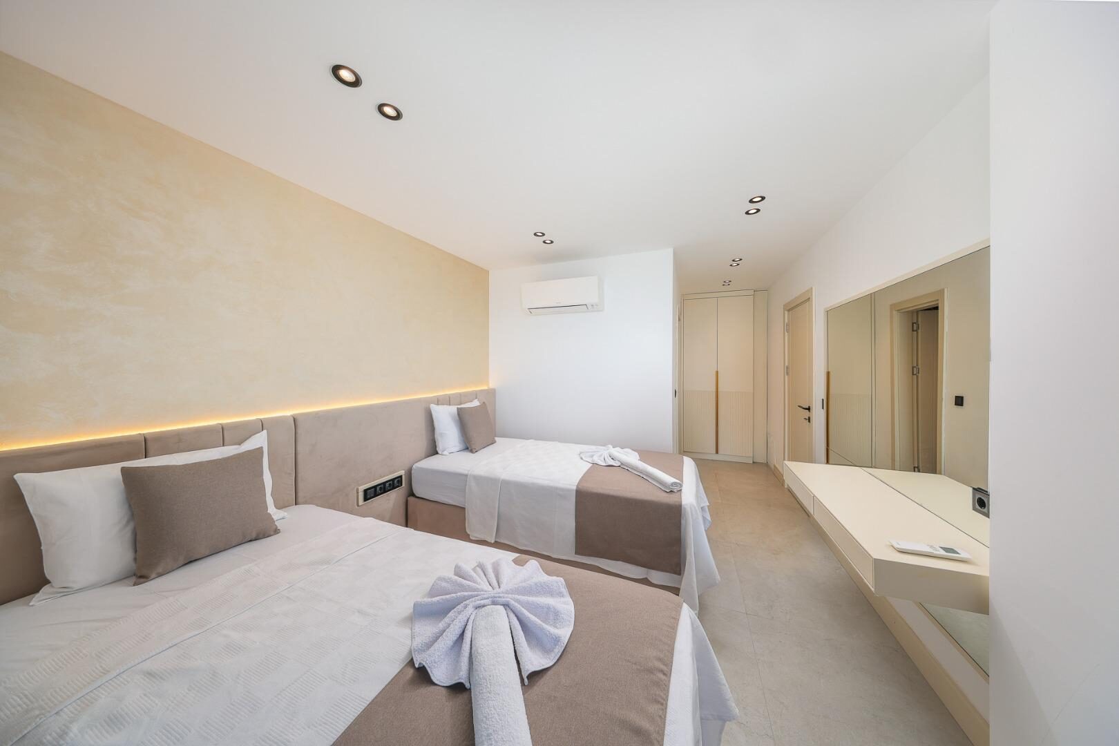 Villa Barlas — 42