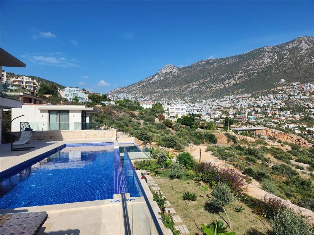 Villa Banu Exclusive — 25