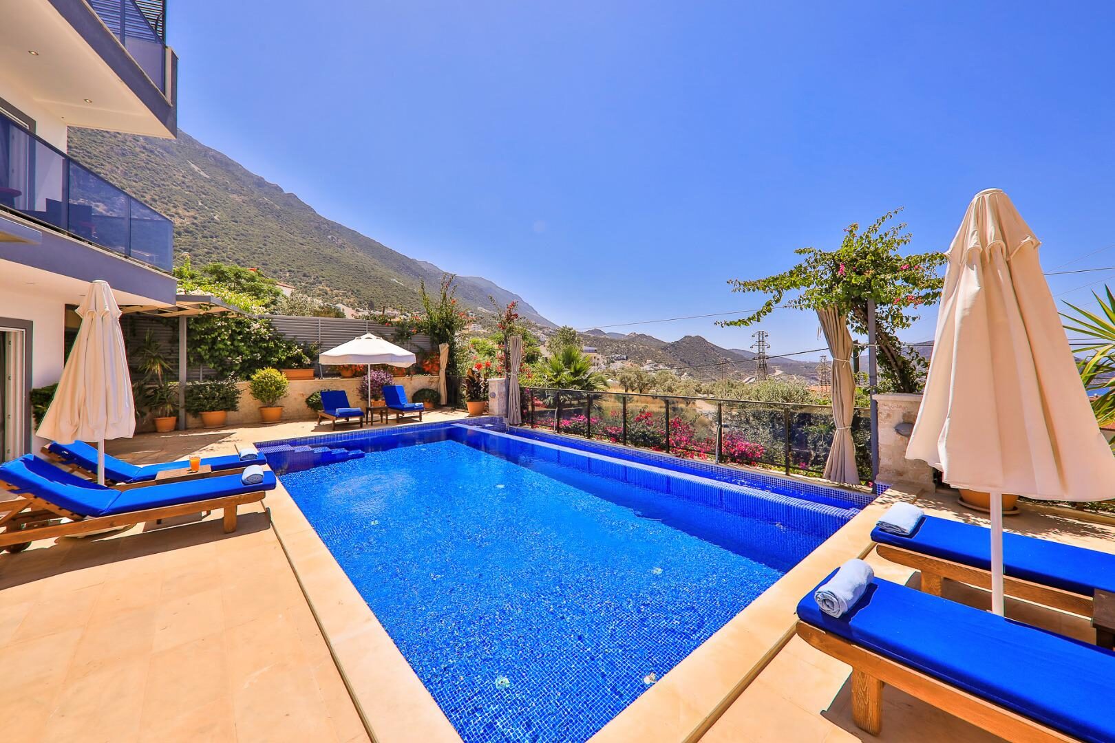 Villa Esma — 15