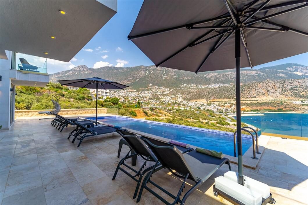 Villa Banu Exclusive — 94