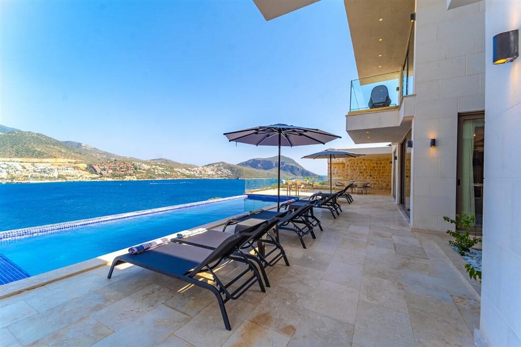 Villa Banu Exclusive — 95
