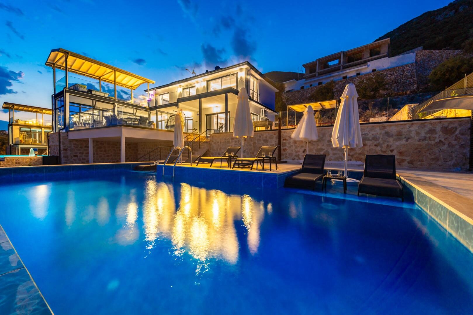 Villa Avenir — 2