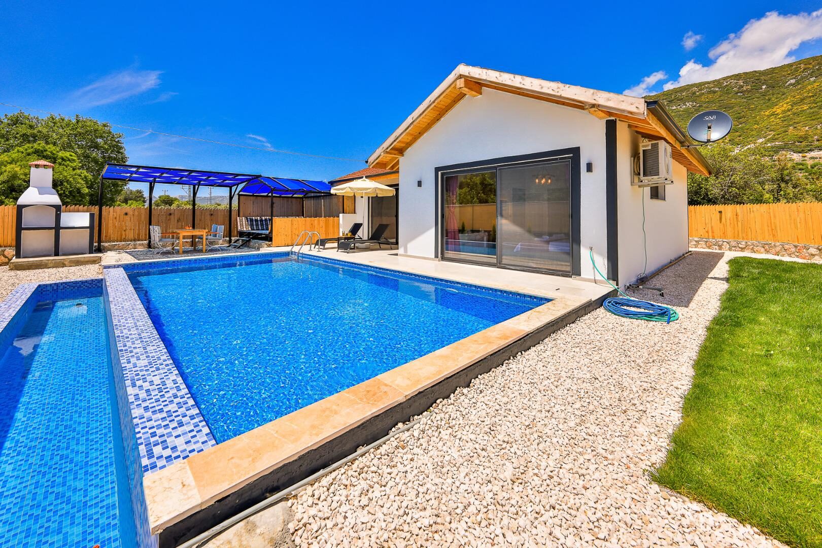 Villa Erisa — 13