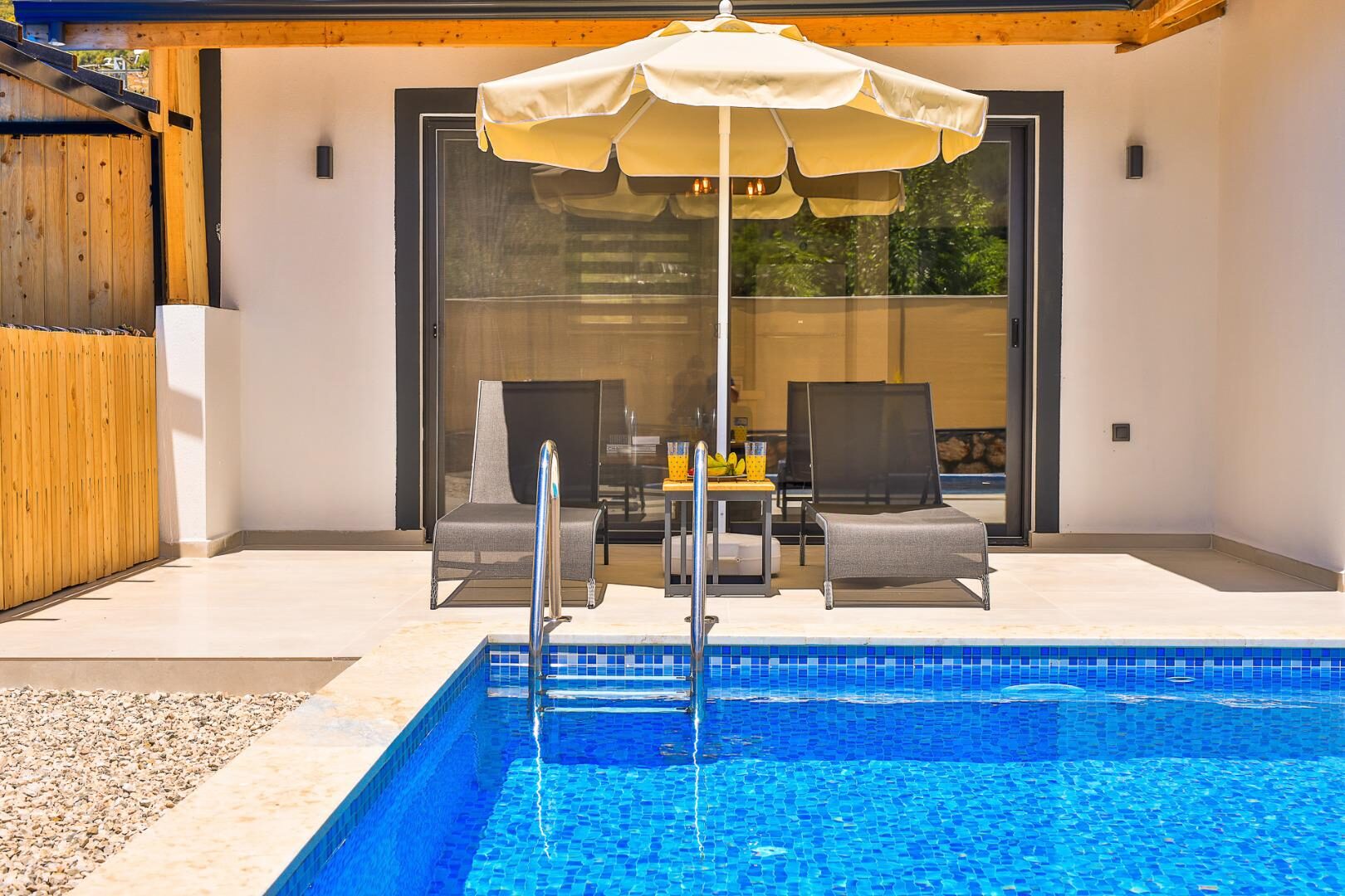 Villa Erisa — 23