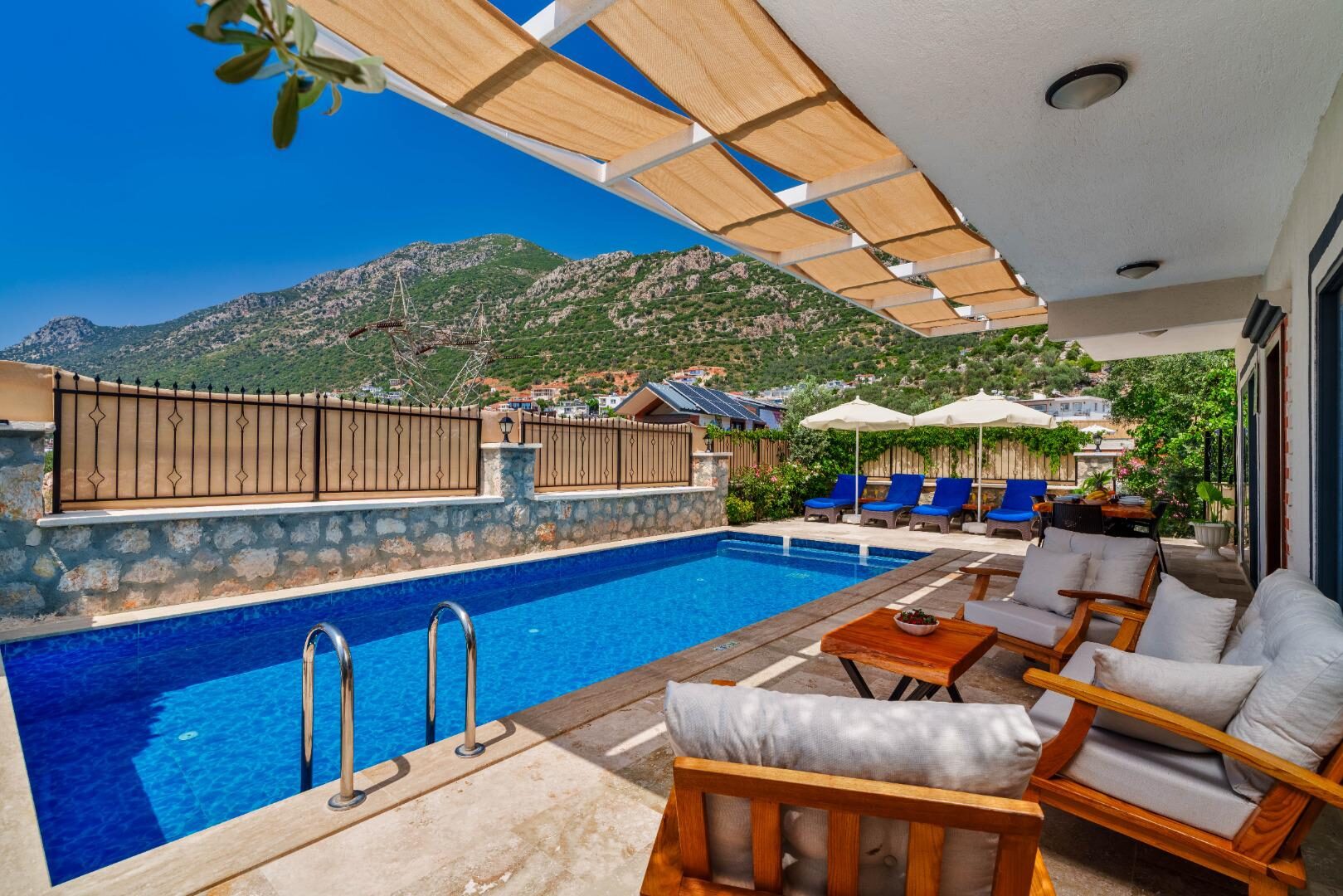 Villa Samyeli — 3