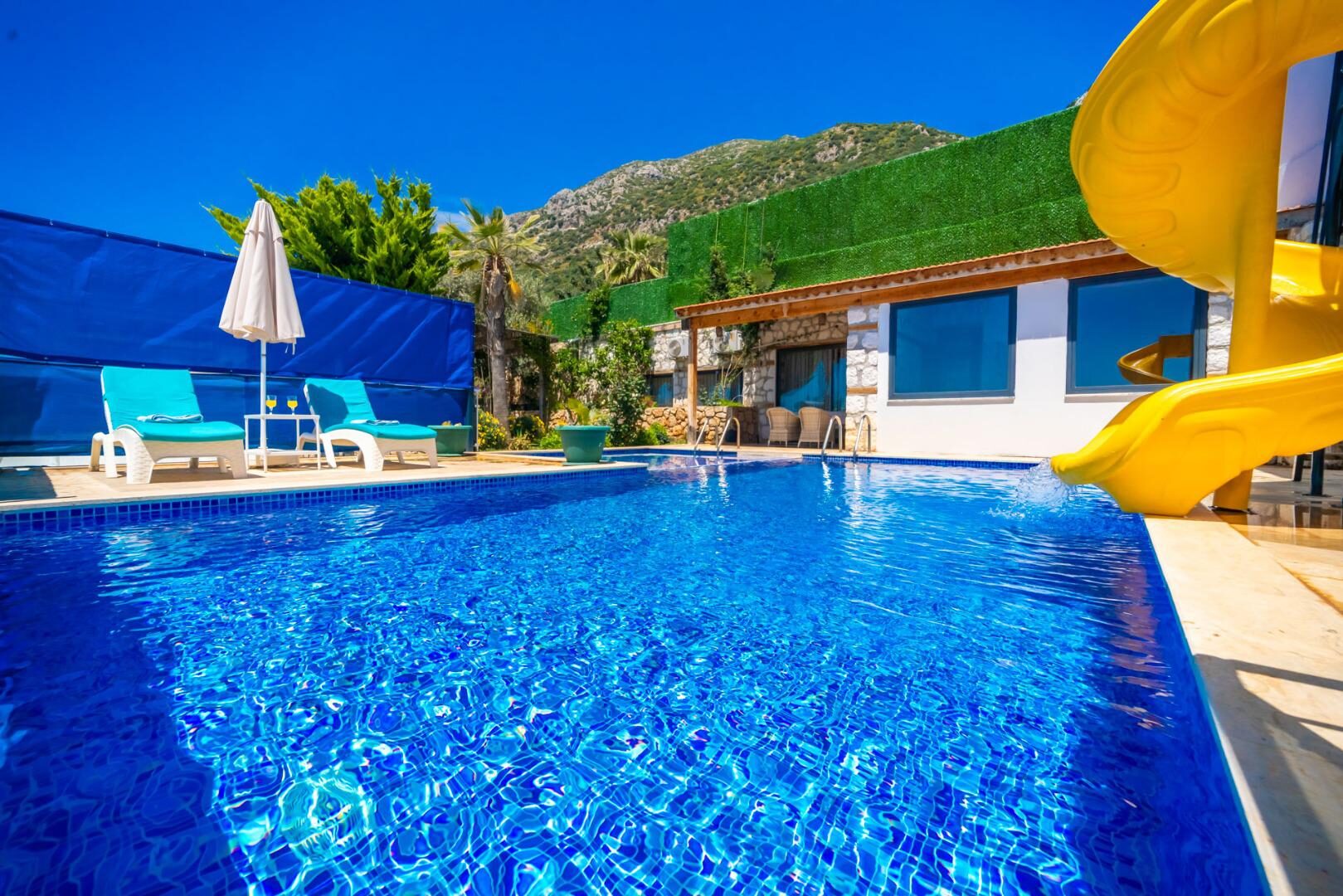 Villa Anahita