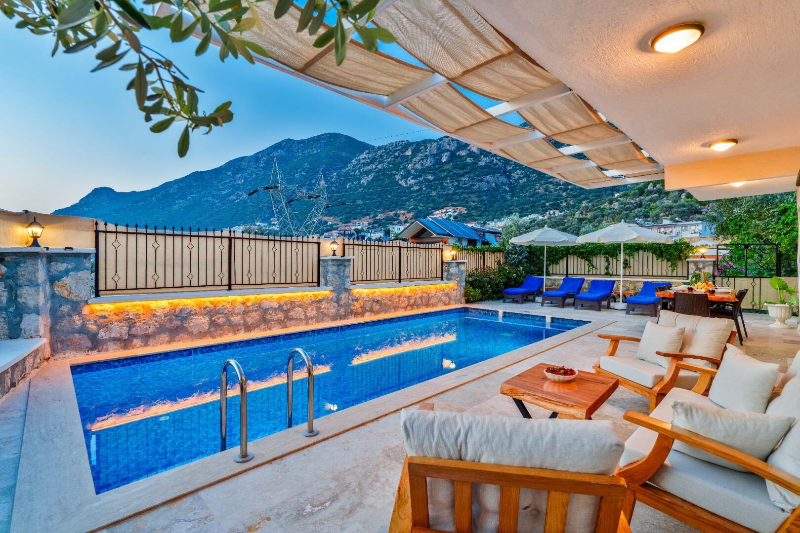 Villa Samyeli — 12