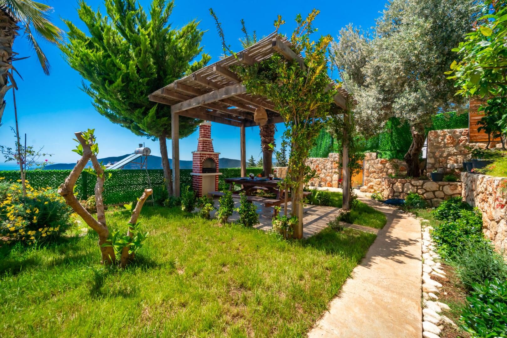 Villa Anahita — 22