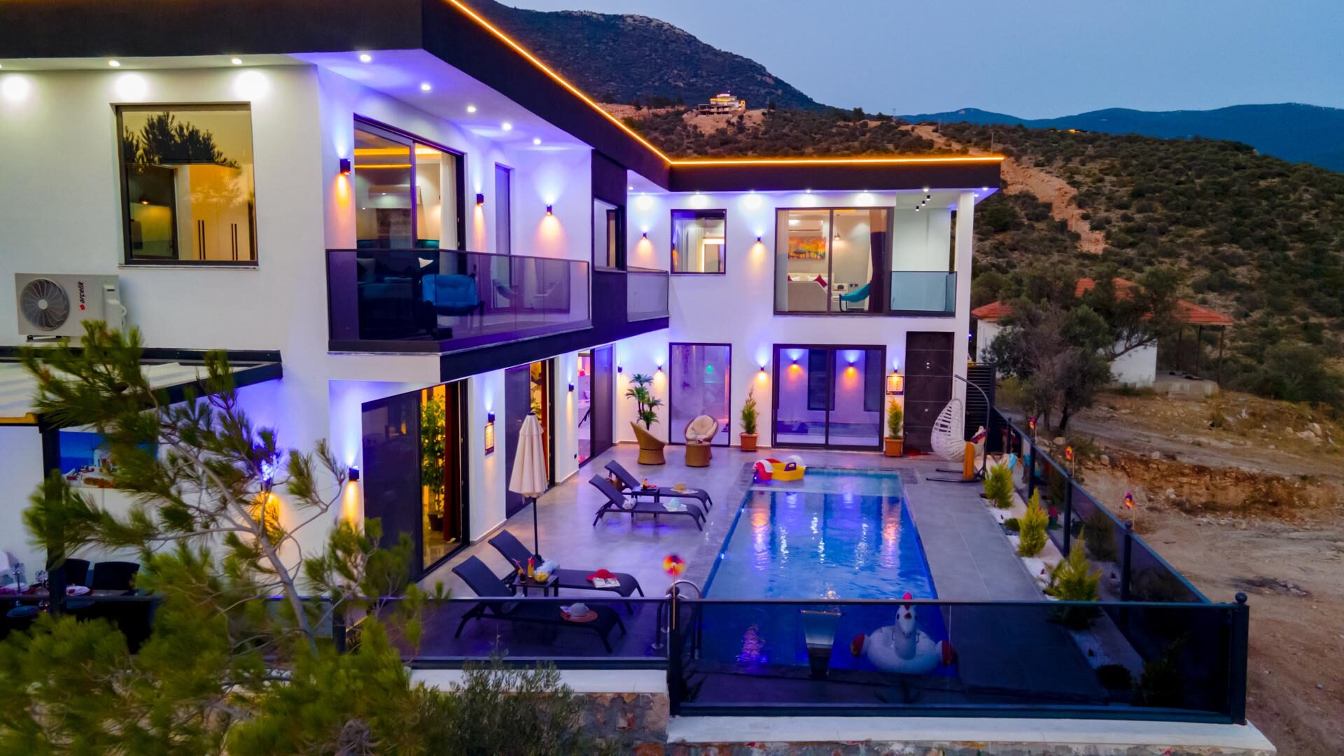 Villa Water Moon — 2