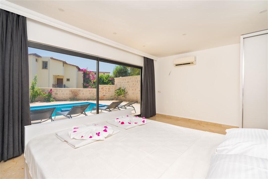 Villa City — 23