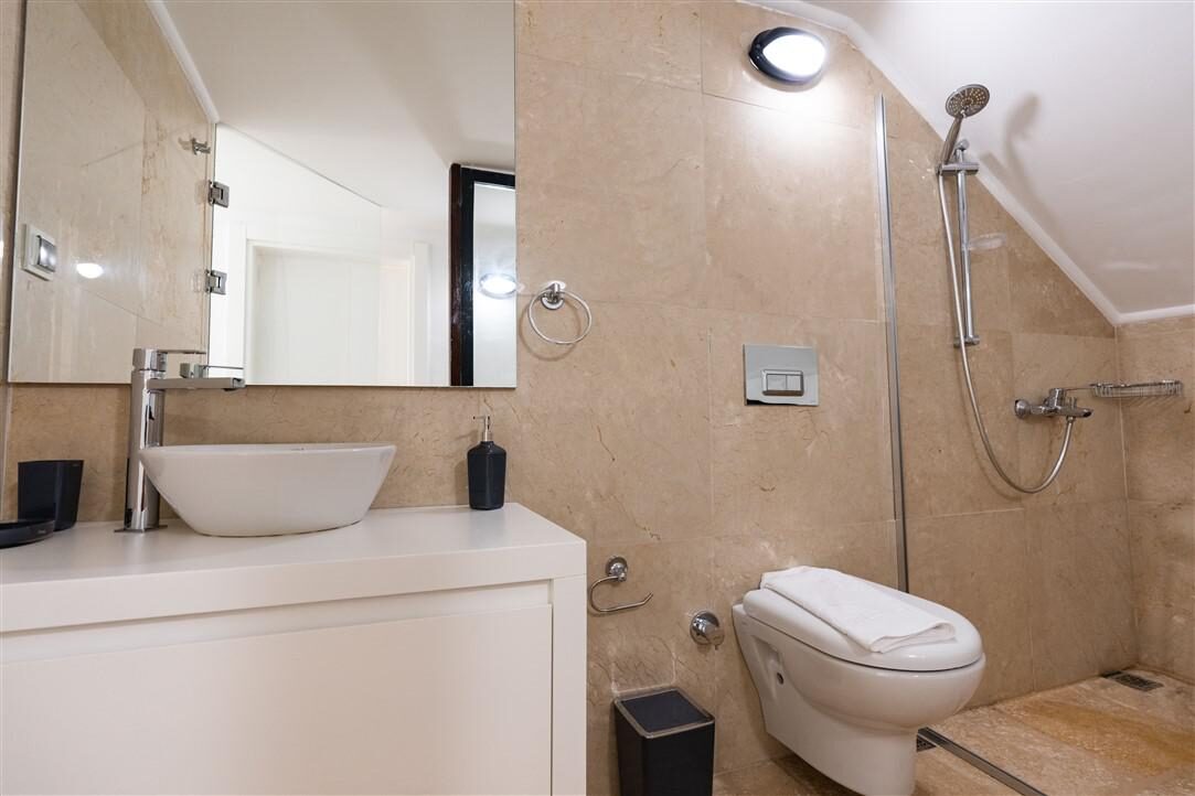 Villa City — 31