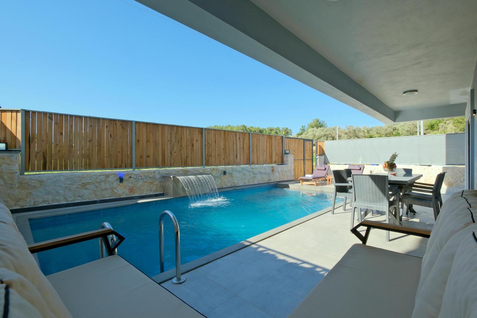 Villa White 1 — 7
