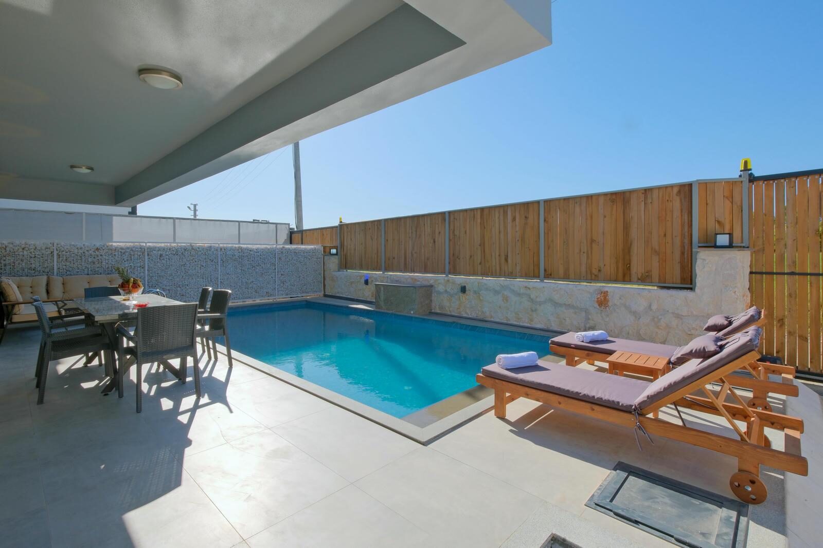 Villa White 1 — 8