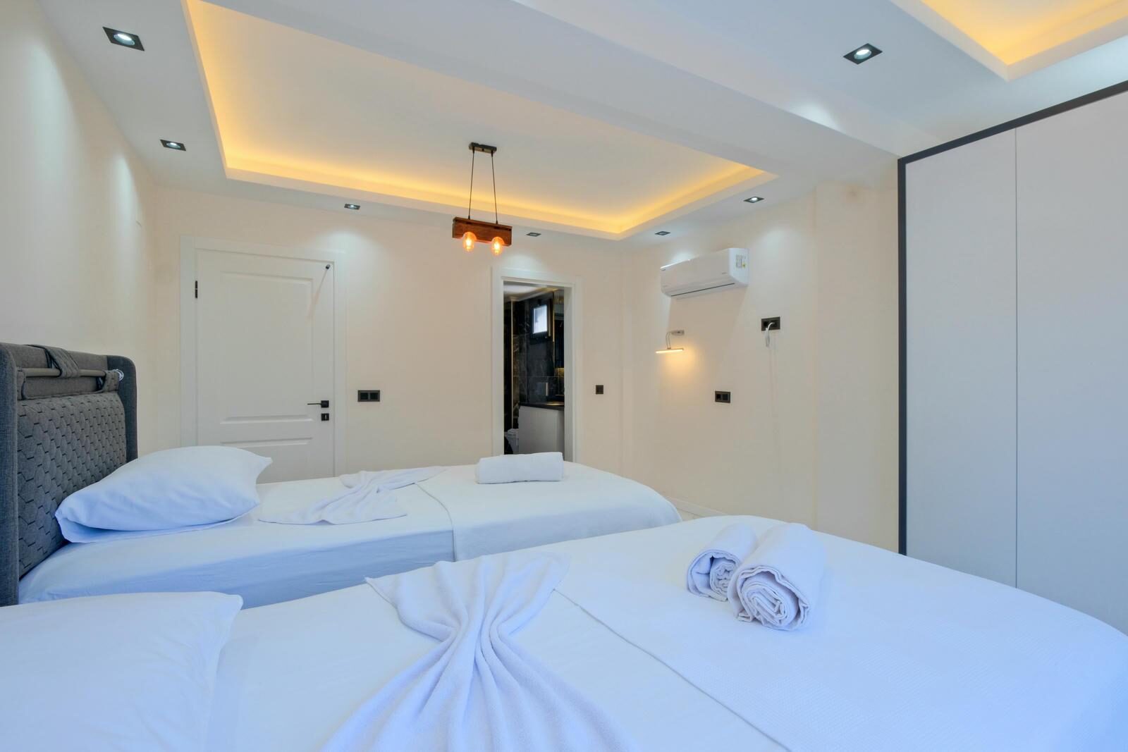Villa White 2 — 38
