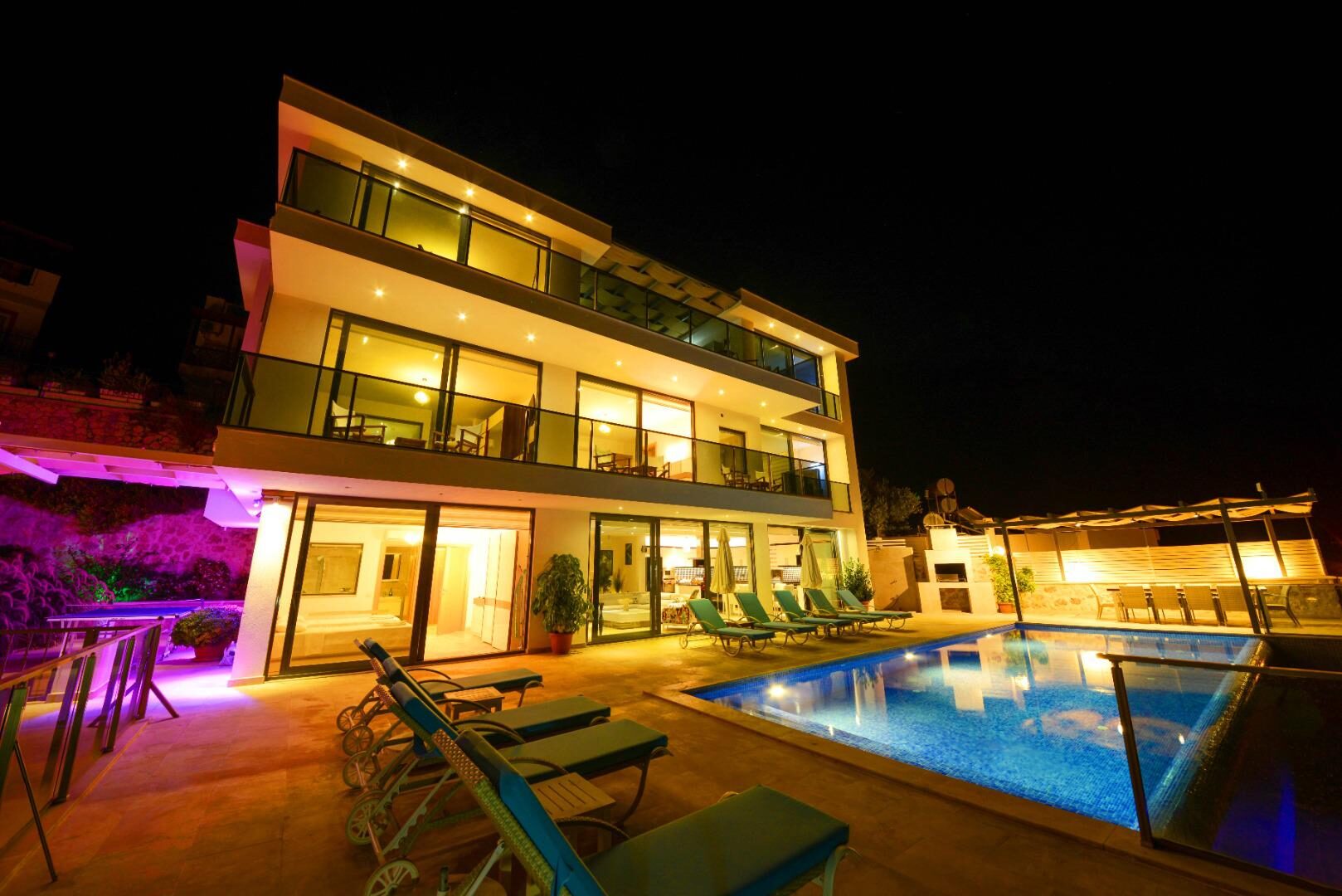 Villa Ela — 68