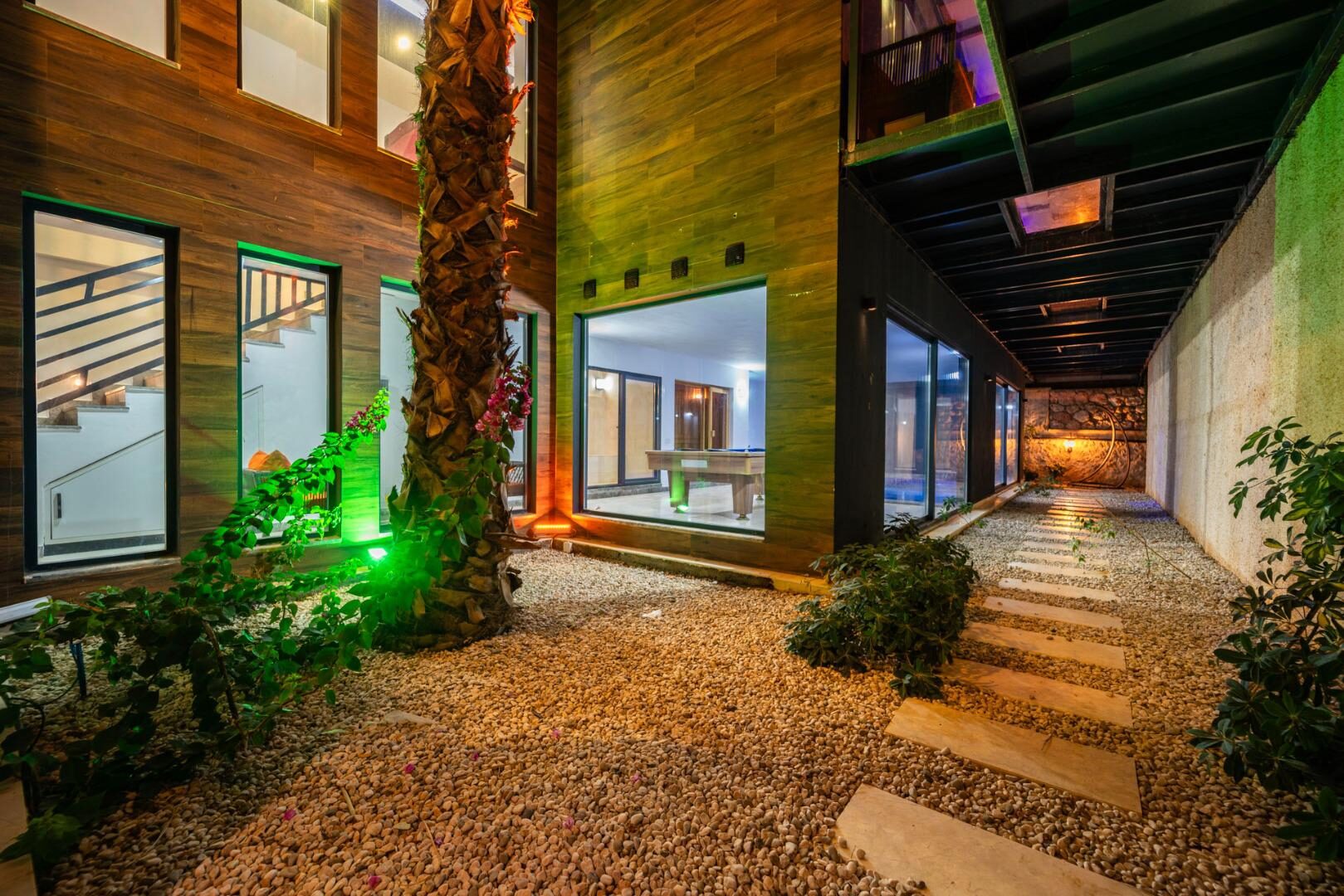 Villa Everest — 28