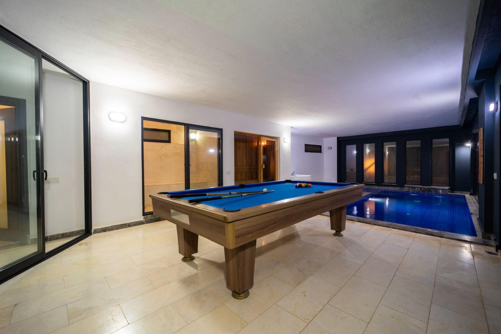 Villa Everest — 45