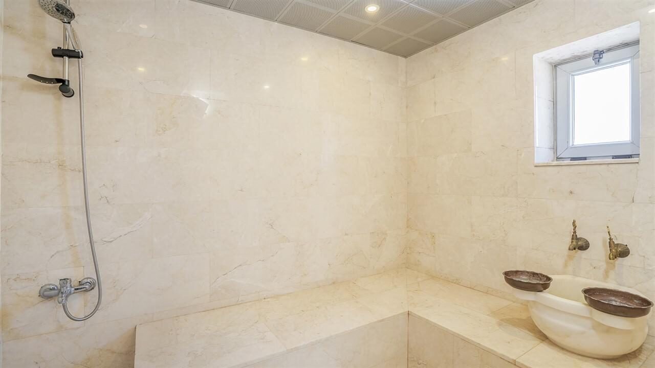 Villa Avon — 34