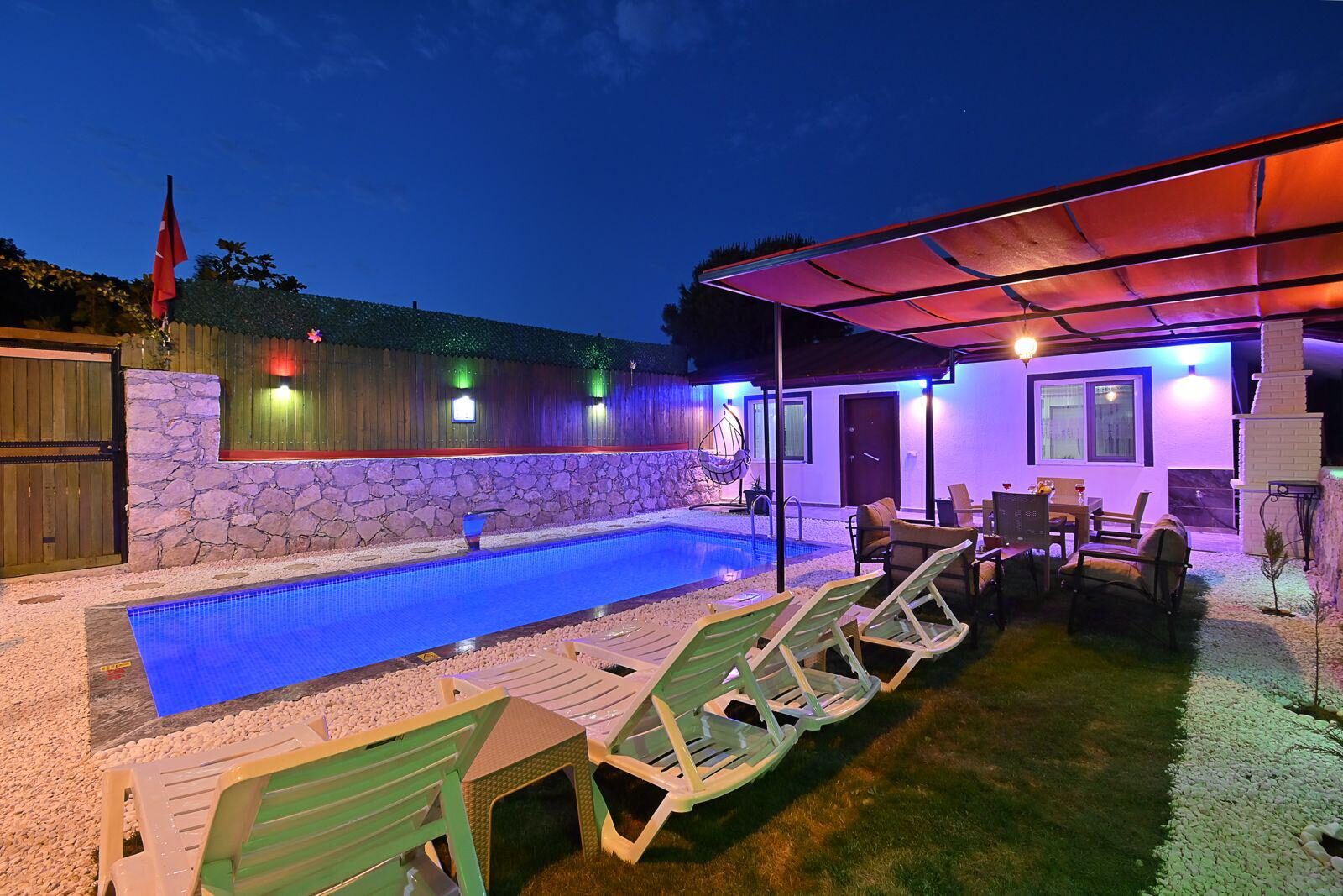 Villa İkizce