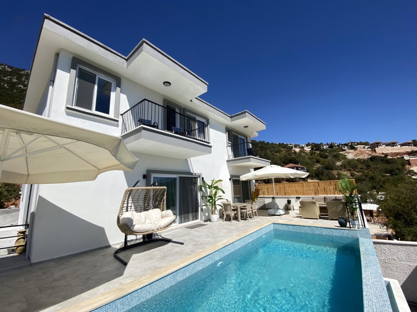 Villa Ata — 4