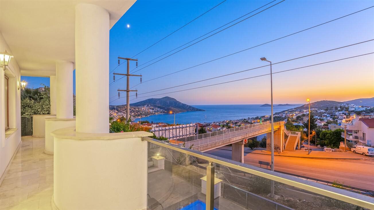 Villa Palm — 7