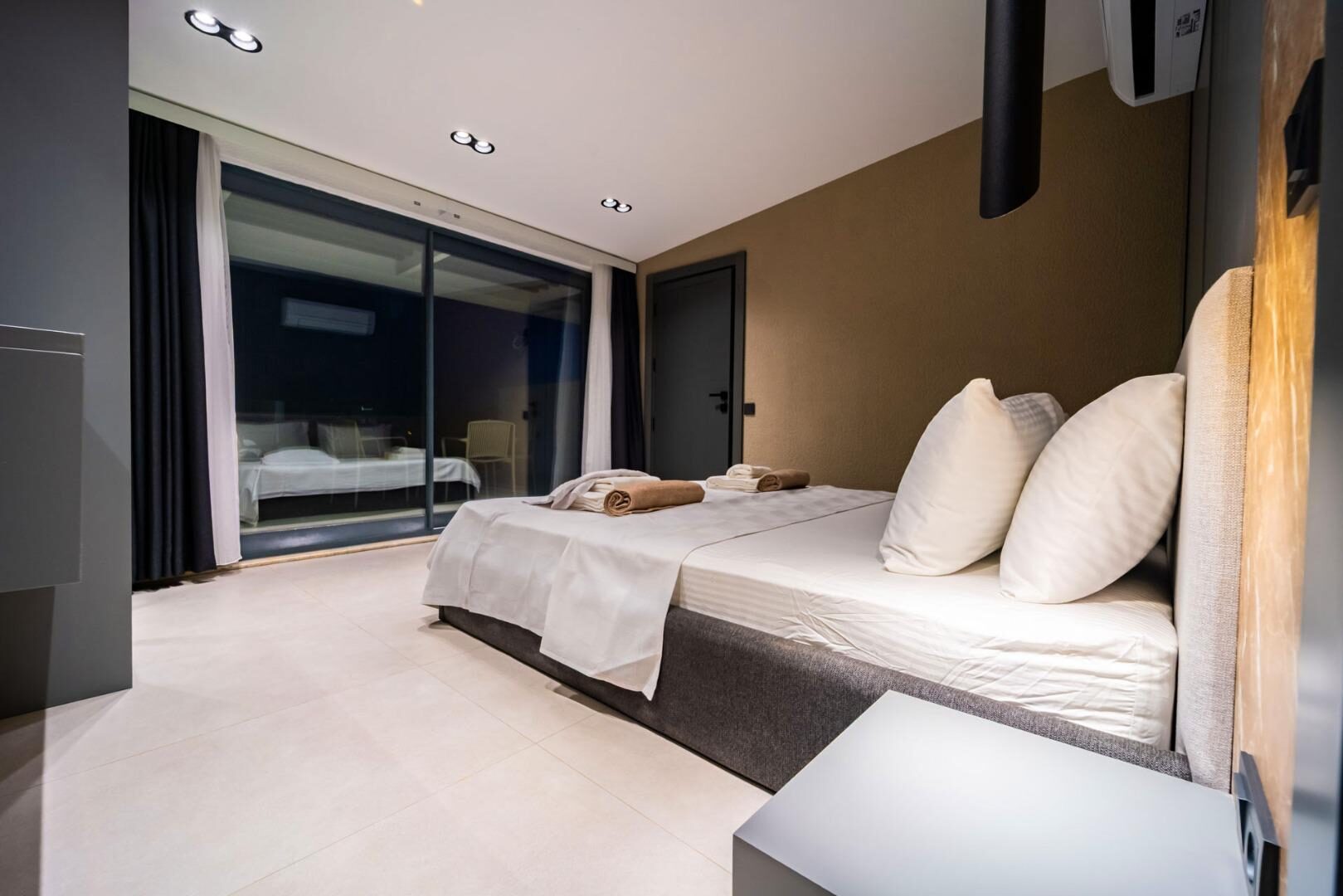 Villa Aura C — 47
