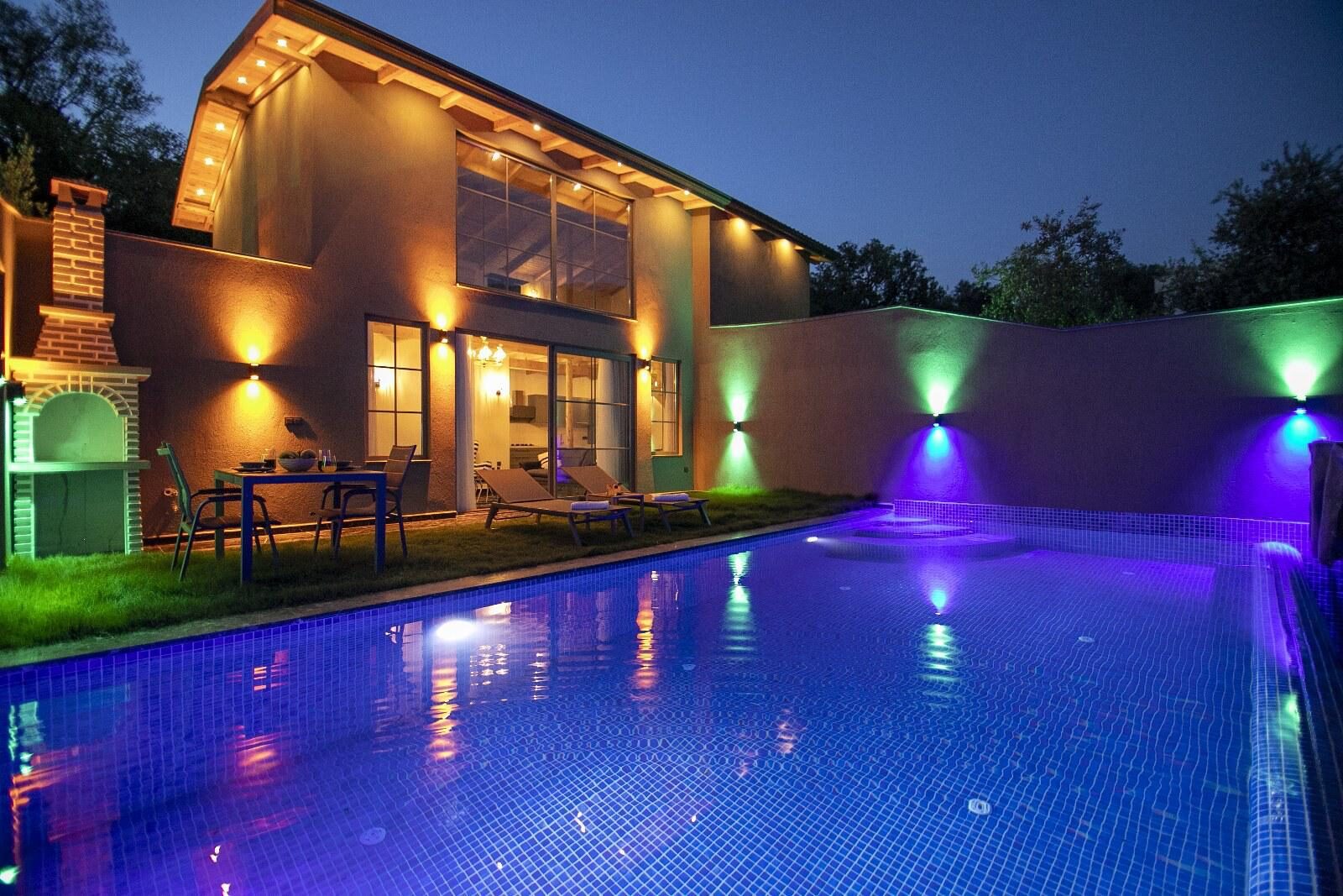 Villa Palace Small — 2
