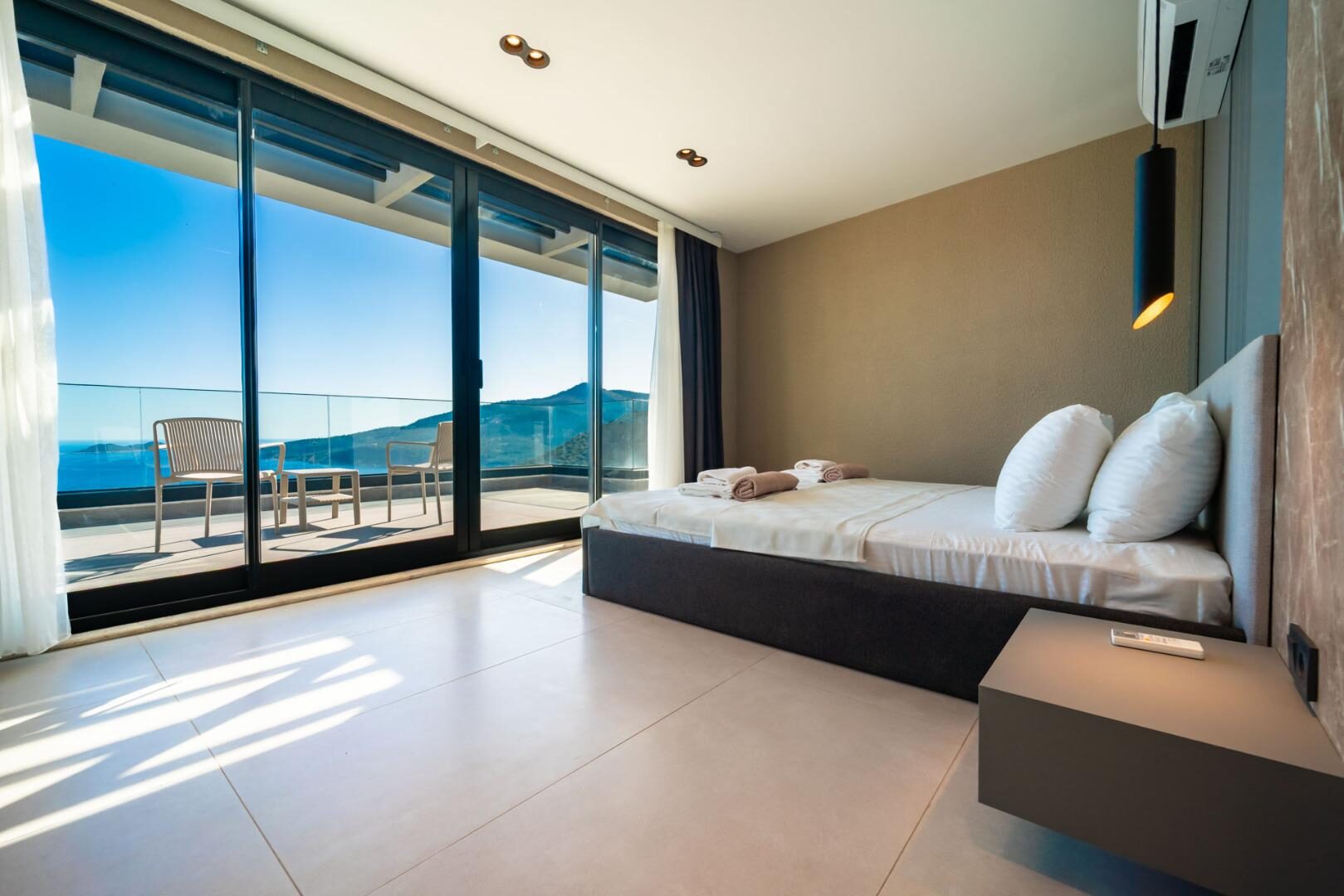 Villa Aura E — 37