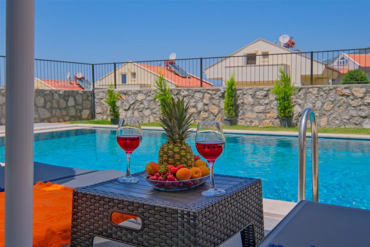 Villa Santorini — 8