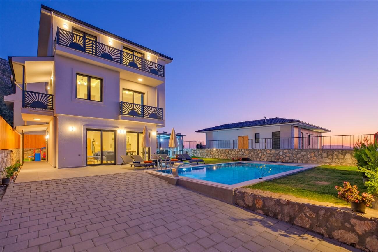 Villa Santorini — 22
