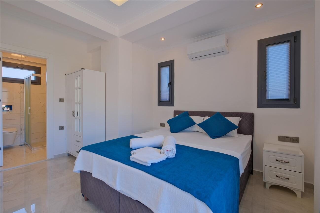 Villa Santorini — 46