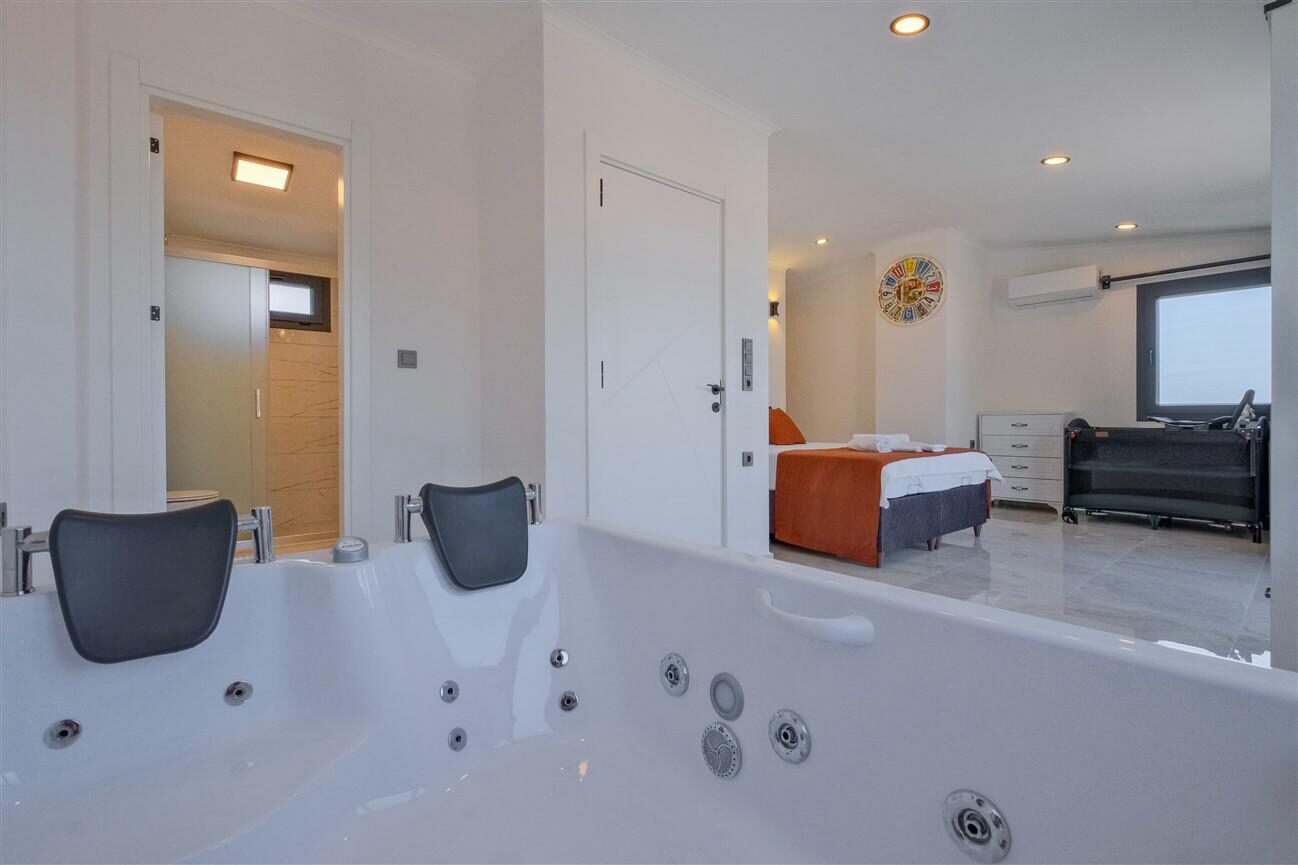 Villa Santorini — 57