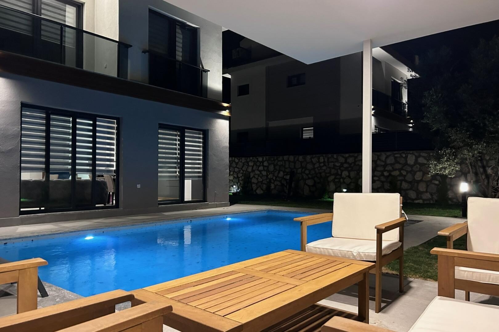 Villa Note 6 — 23