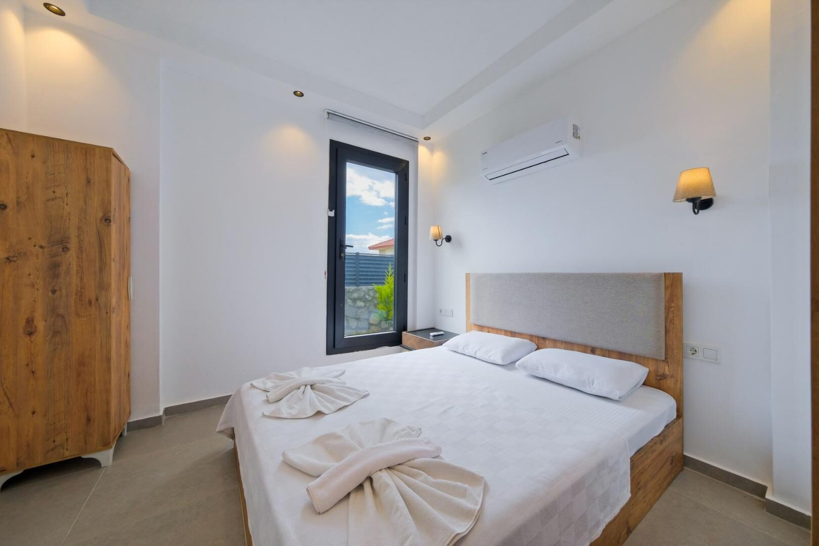 Villa Note 5 — 26