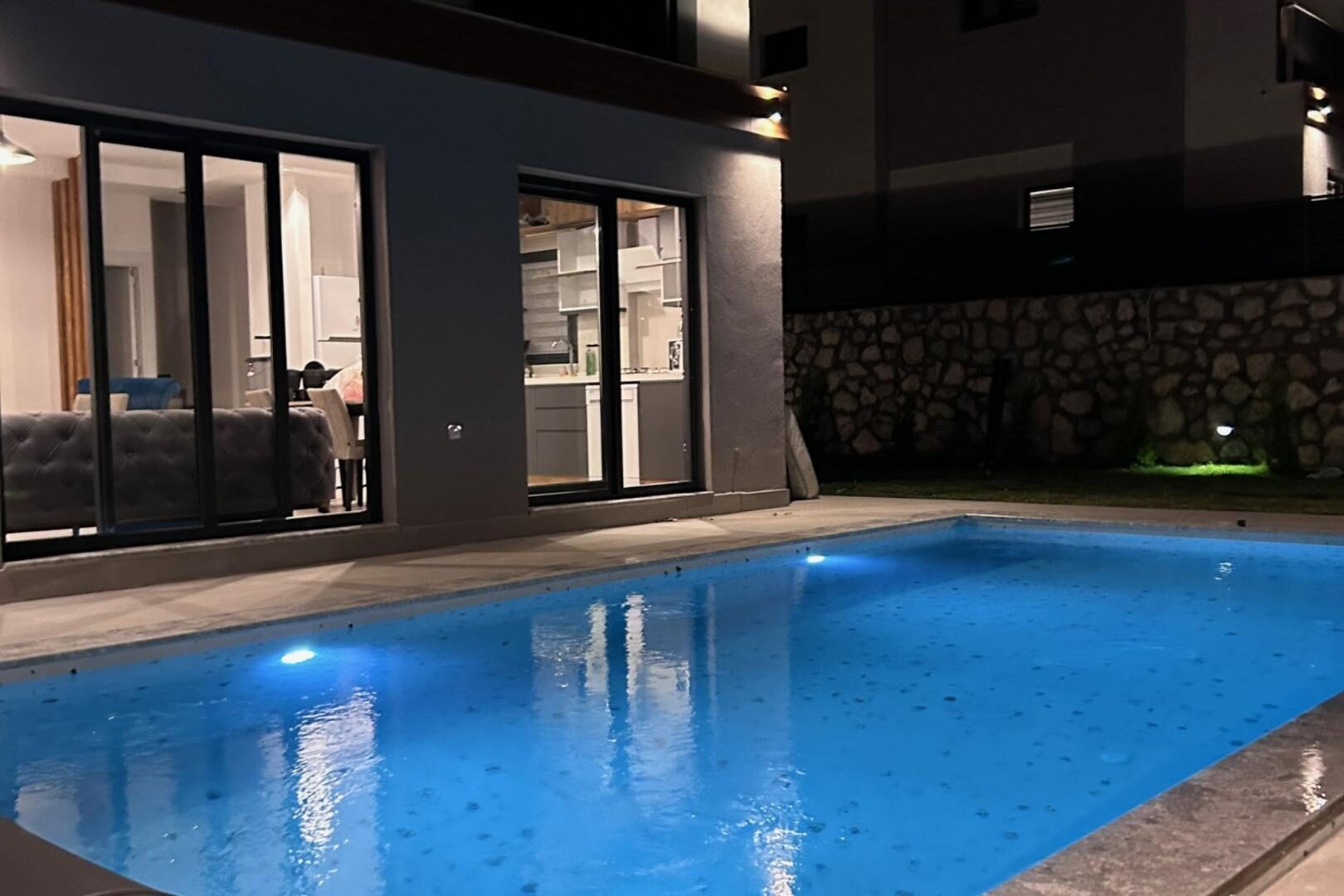 Villa Note 5 — 37