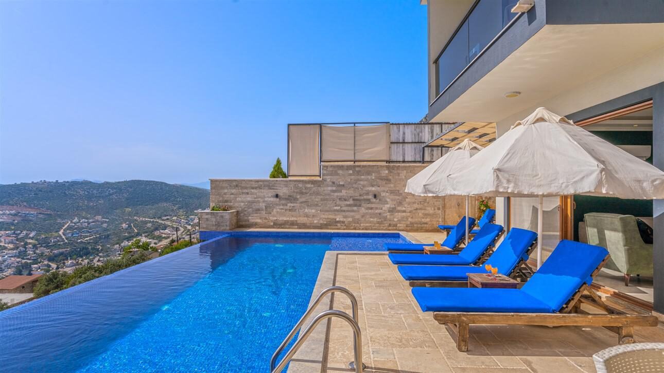 Villa Hulaki — 24