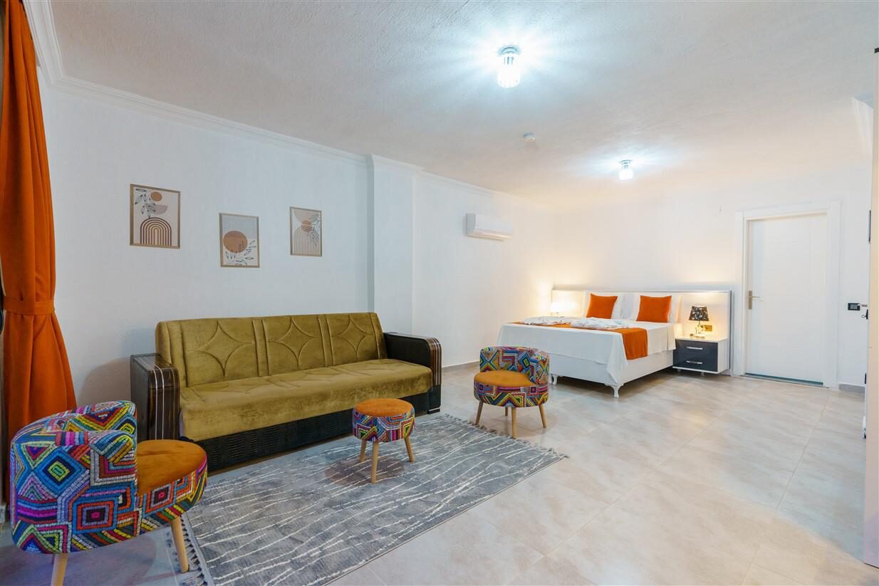 Villa Rojin — 47