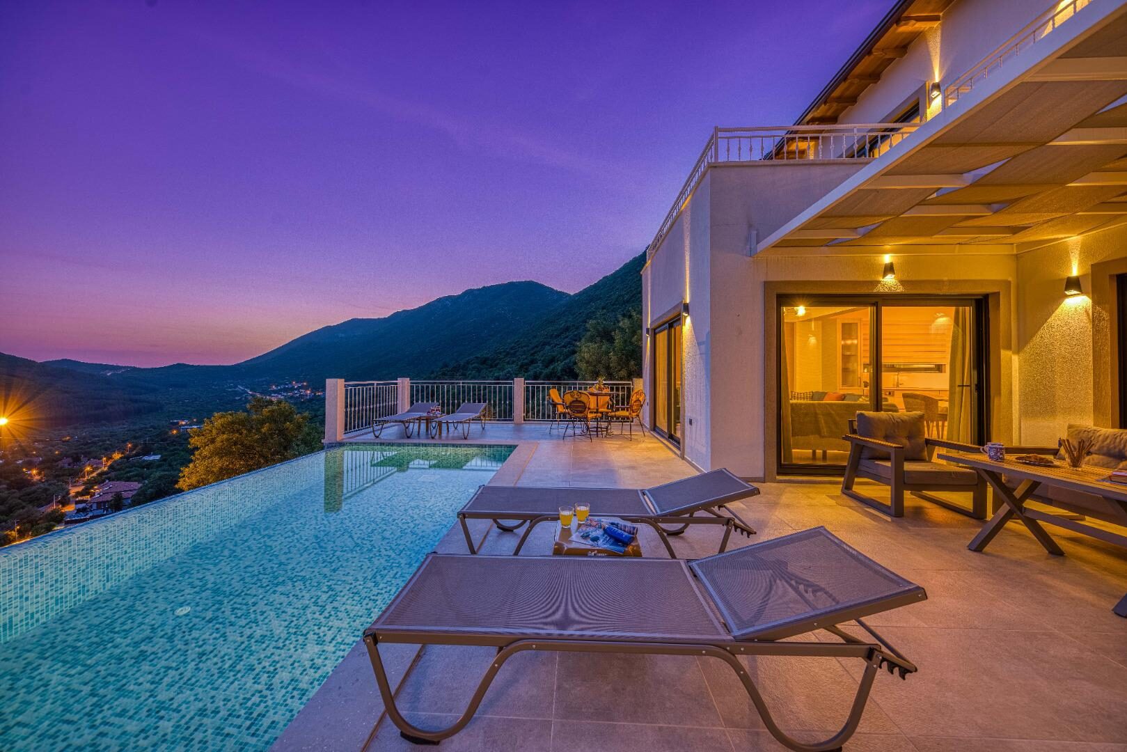 Villa Poeta — 2