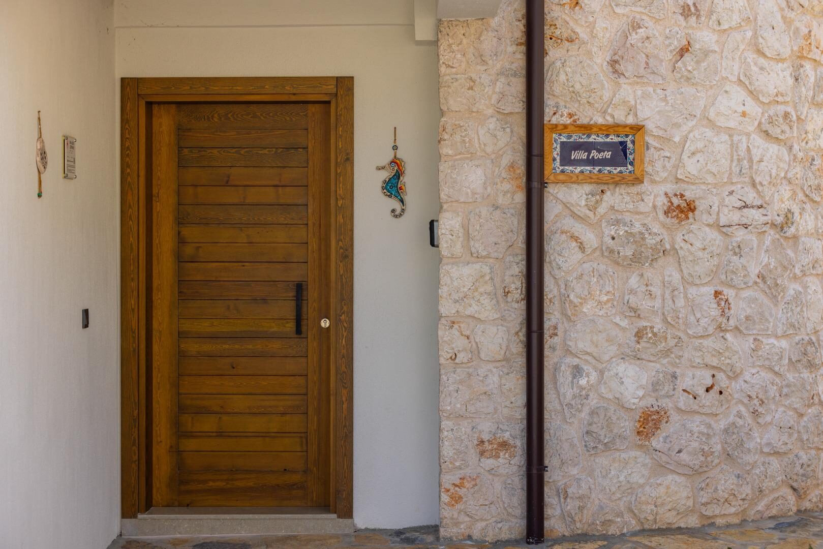 Villa Poeta — 57