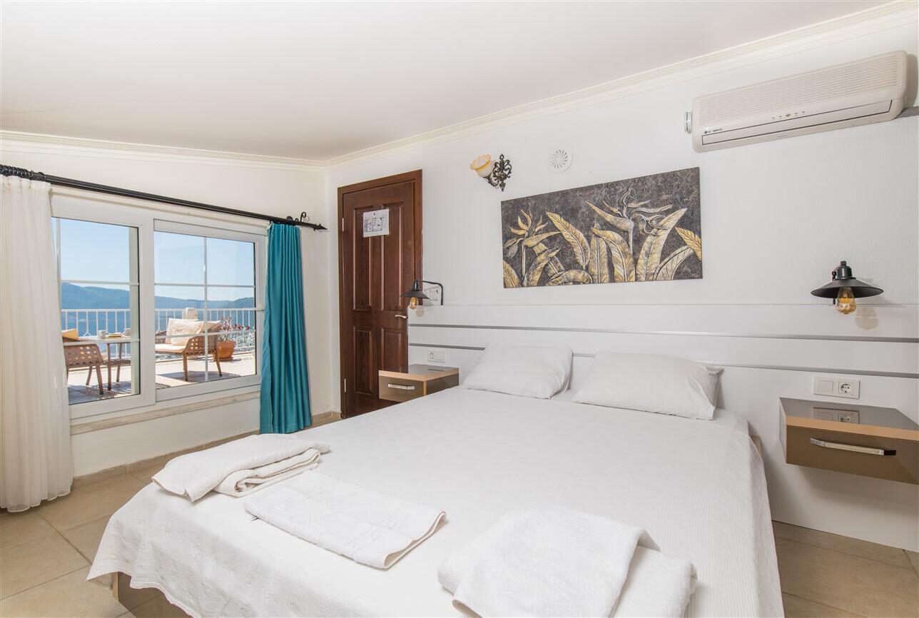 Villa Tulip — 46
