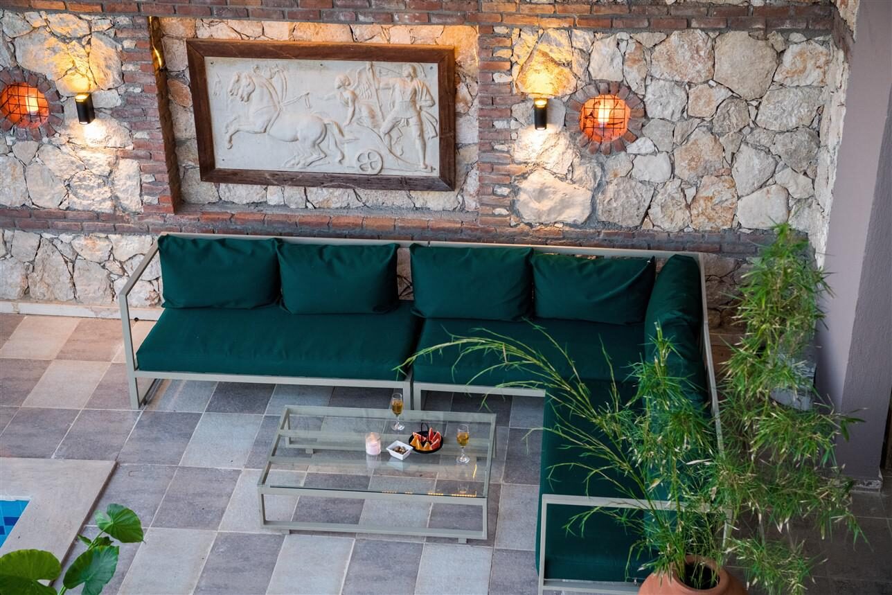 Villa Tulip — 71