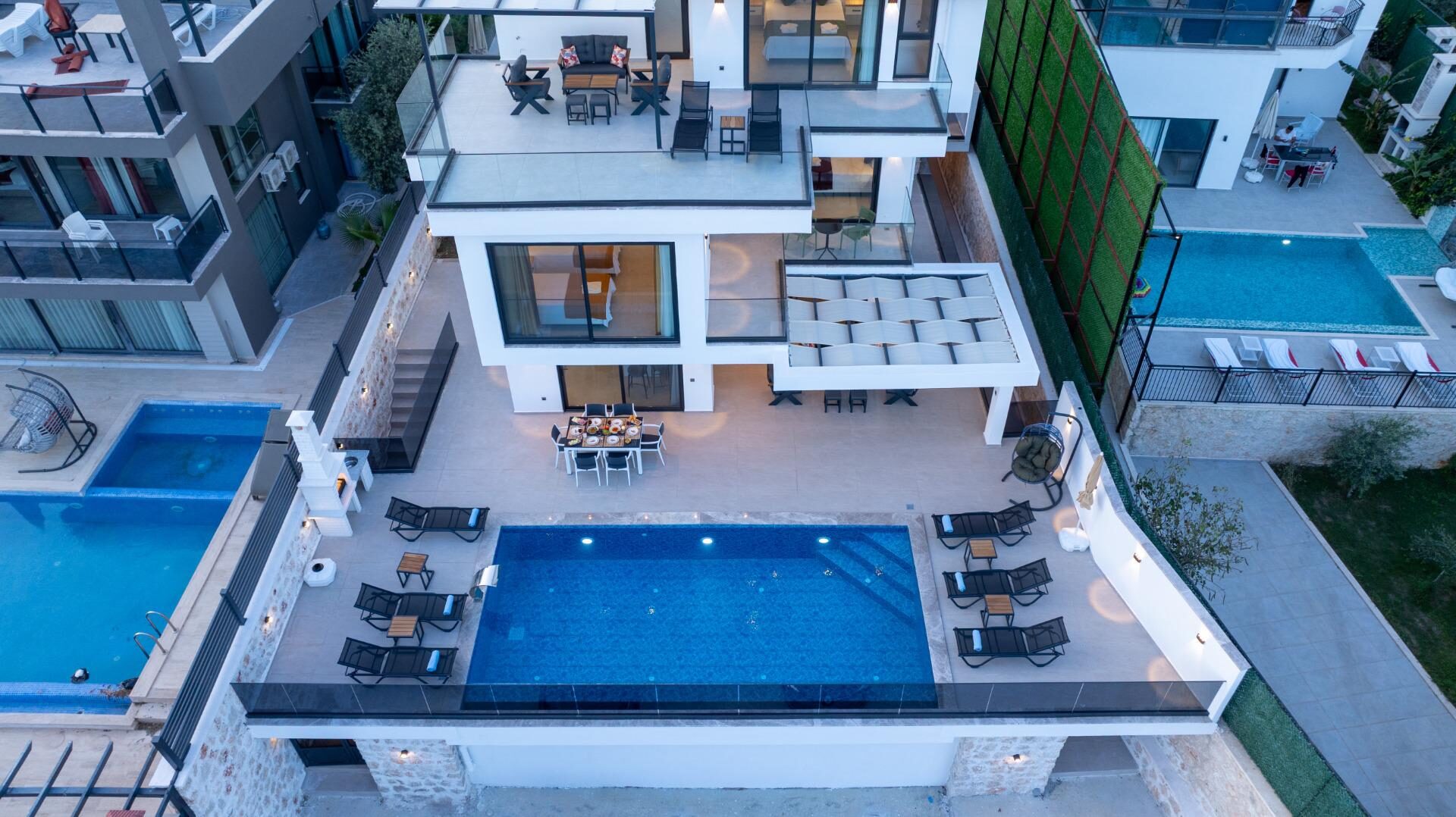 Villa Lovelet 2 — 30