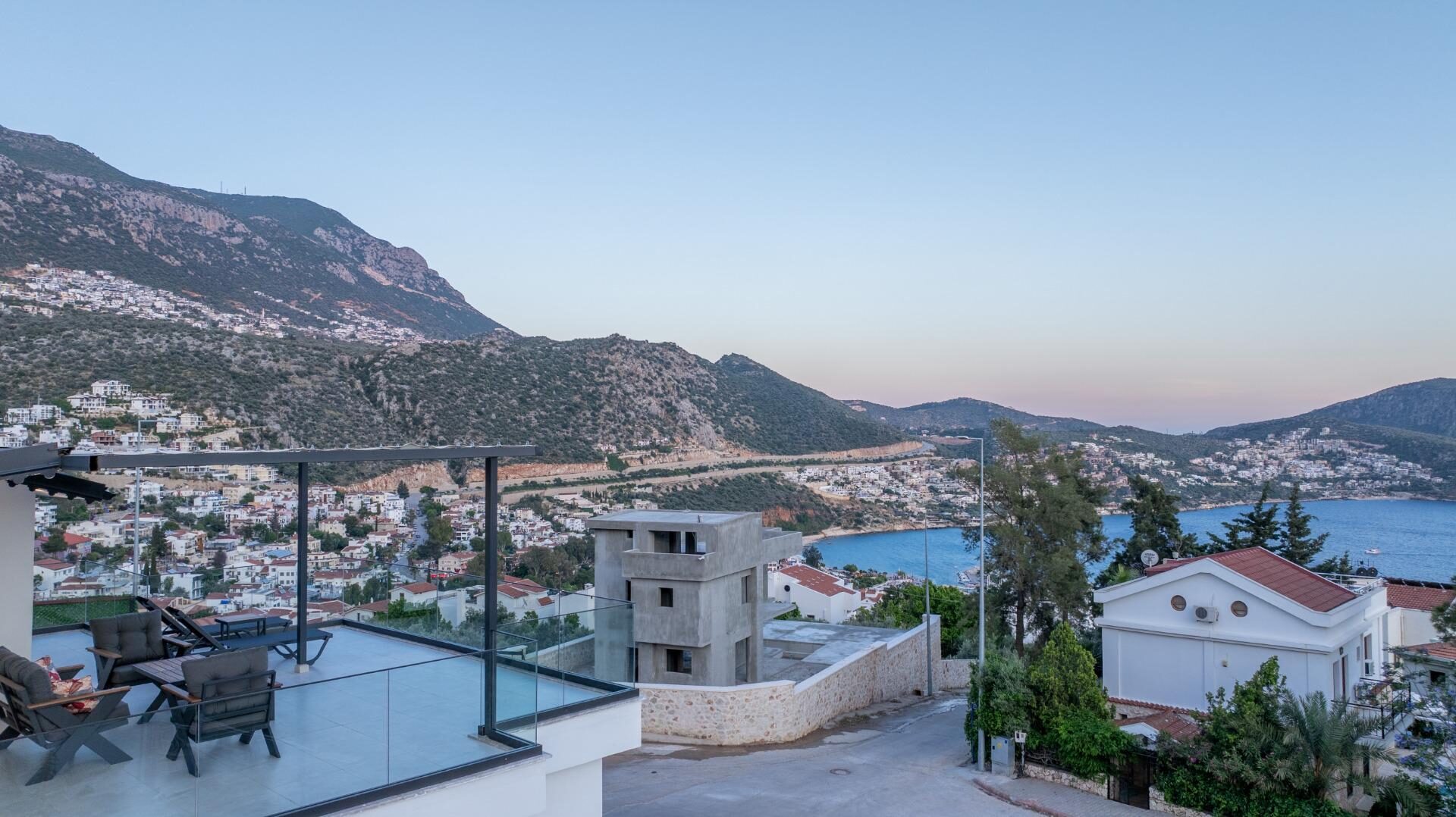Villa Lovelet 2 — 35